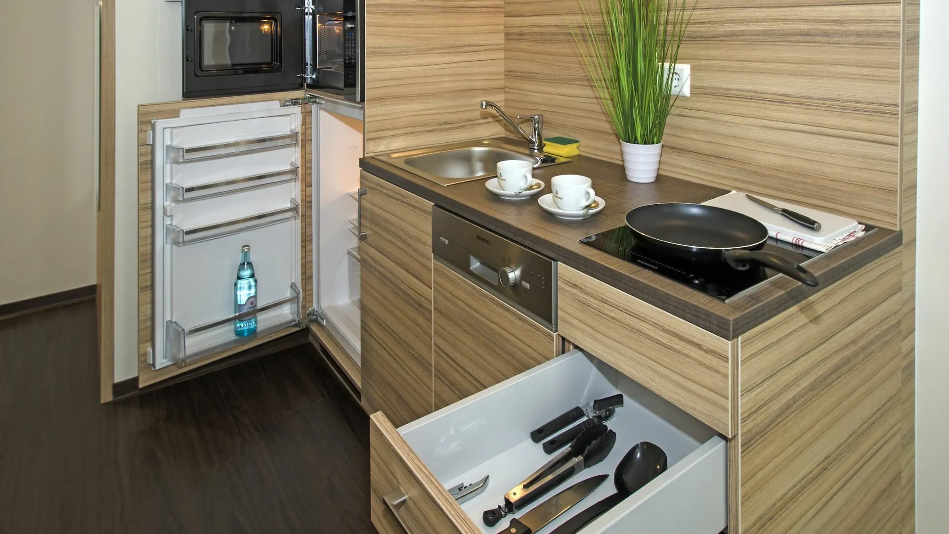 Aparthotel Star Inn Hotel&Suites Premium Heidelberg, by Quality